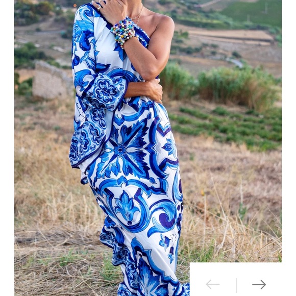 Dolce Vita Blue and White One Shoulder Maiolica Dress - Picture 2 of 8